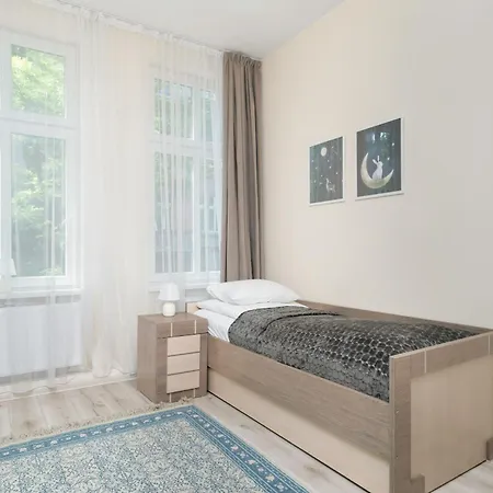 Apartment Szamarzewskiego 1 M4 Posen